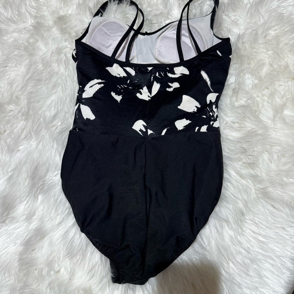 Trim shaper black and white swimsuit‎ size 10 - Picture 2 of 5
